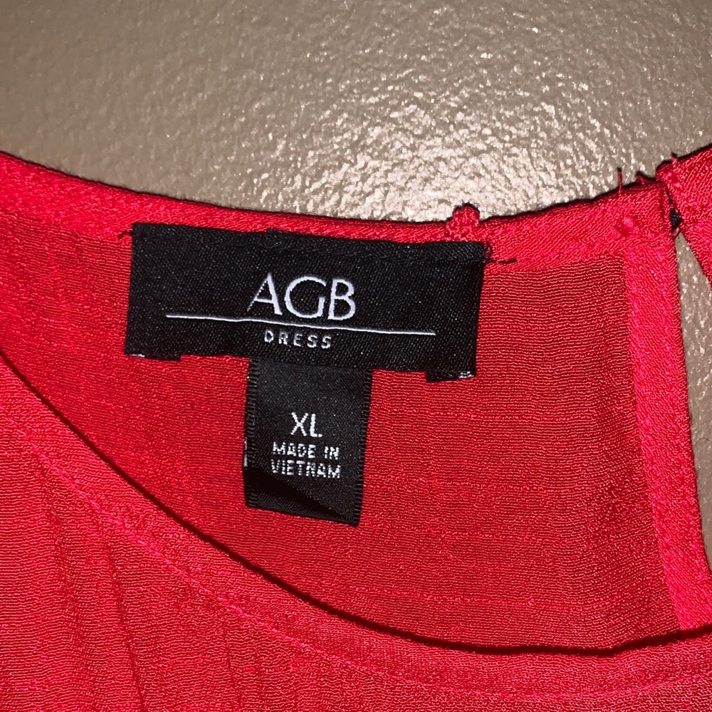 AGB Bold Red Sleeveless Midi Dress - Picture 2 of 6
